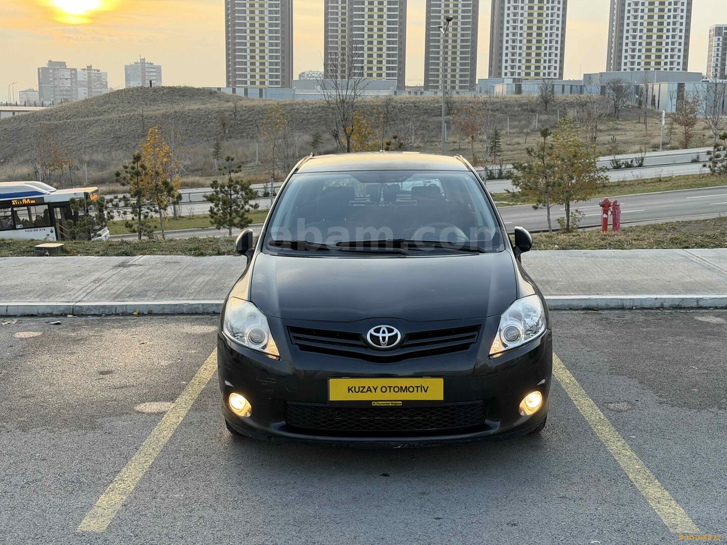 Galeriden Toyota Auris 1.4 D-4D Comfort Extra 2010 Model Ankara 219.168 km Siyah 1