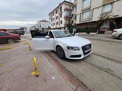 Sahibinden Audi A4 Sedan 2.0 TDI 2011 Model