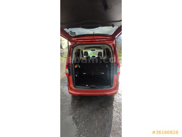 Sahibinden Ford Tourneo Courier 1.6 TDCi Titanium Plus 2014 Model
