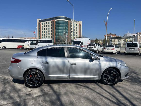 Sahibinden Renault Fluence 1.5 dCi Touch 2015 Model 
