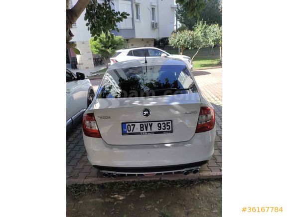 Sahibinden Skoda Rapid 1.6 TDI Elegance 2014 Model  162000 km Beyaz