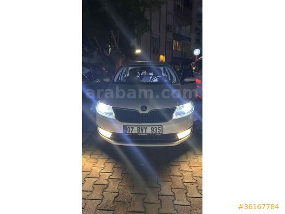Sahibinden Skoda Rapid 1.6 TDI Elegance 2014 Model  162000 km Beyaz
