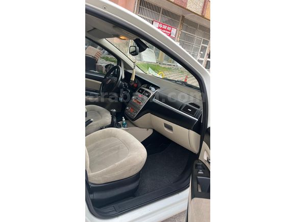 HATASIZ BOYASIZ 2012 LİNEA 1.6 FULL PAKET