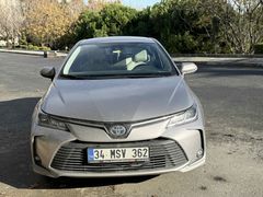 Sahibinden Toyota Corolla 1.8 Hybrid Dream 2021 Model 