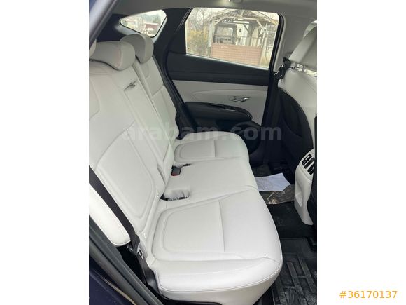 Sahibinden 4x4 Hyundai Tucson 1.6 T-GDi Elite Plus 2024 Model  (Ek olarak 4 lastik ve 4 jant verilecek)