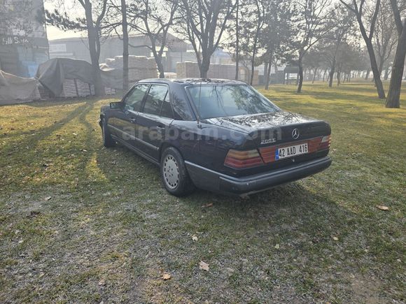 Bİ DÜNYA dan W 124 Nostalji temizlik boyalı
