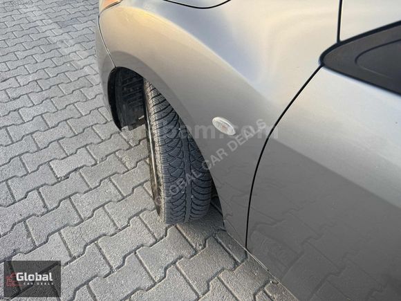 Global Car Deals'tan TR'de TEK Mazda 3 Otomatik