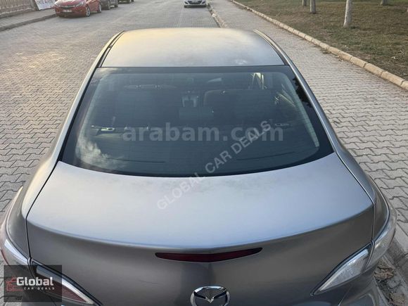 Global Car Deals'tan TR'de TEK Mazda 3 Otomatik