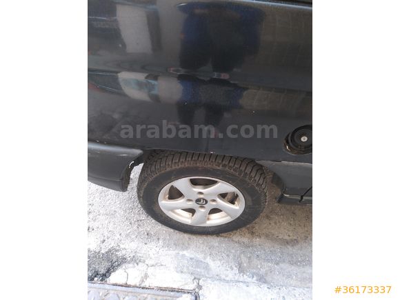 Sahibinden Citroen Berlingo 1.9 D X 2004 Model  285.499 km Siyah