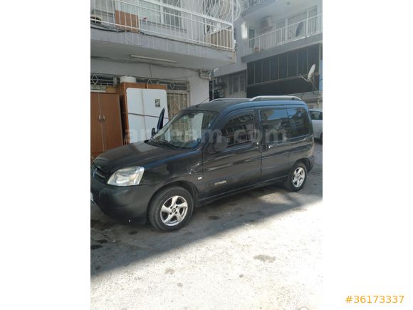 Sahibinden Citroen Berlingo 1.9 D X 2004 Model  285.499 km Siyah