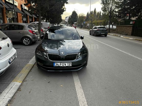 2017 SKODA OCTAVİA 1.6 TDI STYLE CR DSG
7 İLERİ OTOMATİK DİZEL 
115 HP KM:205.000