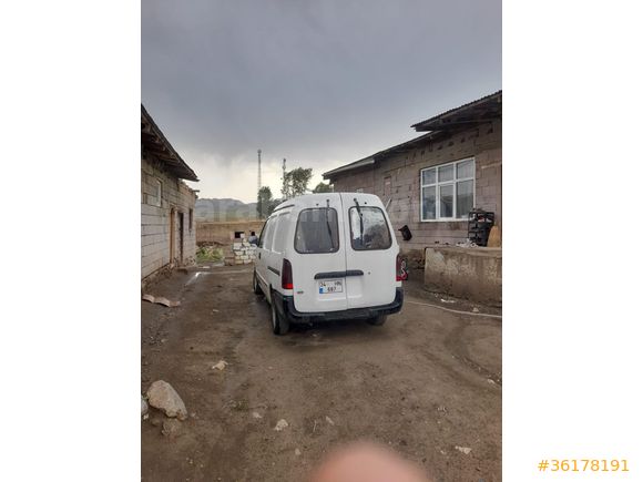Sahibinden Nissan Vanette 2.3 D 2001 Model