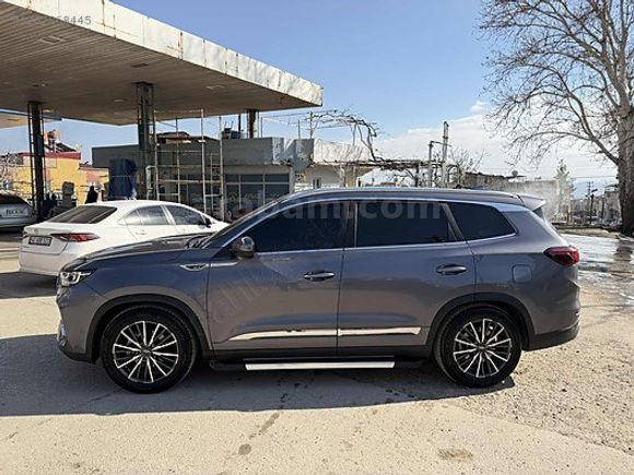 2024 MODEL ORJİNAL 28 BİNDE BOYASIZ 7 KOLTUK