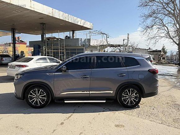 2024 MODEL ORJİNAL 28 BİNDE BOYASIZ 7 KOLTUK