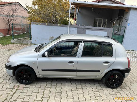 Sahibinden Renault Clio 1.4 RTA 2001 Model 