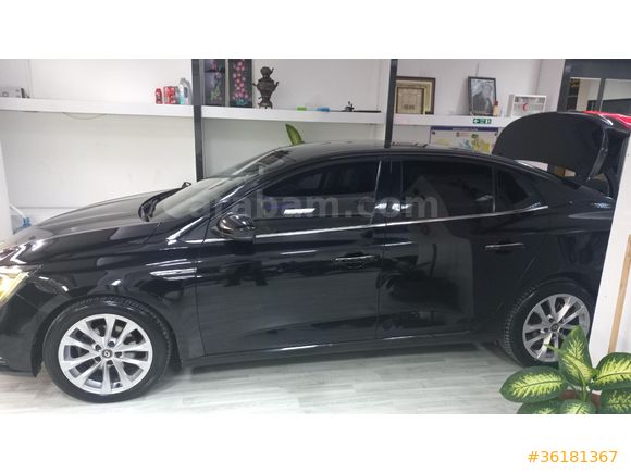 YILMAZ AUTO Renault Megane 1.5 Blue DCI Icon 2020 Model 117 BİN KM HATASIS