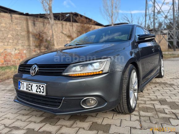 Galeriden Volkswagen Jetta 1.6 TDi Highline 2014 Model Kırıkkale