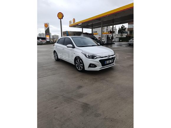 Sahibinden Hyundai i20 1.4 MPI Style 2019 Model