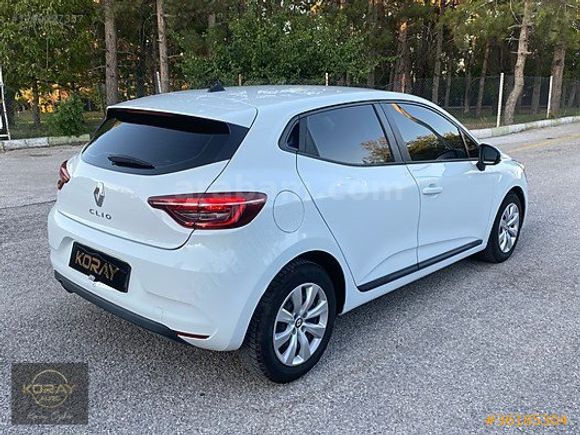 BOYASIZ CLİO OTOMATİK 33.000 KM DE