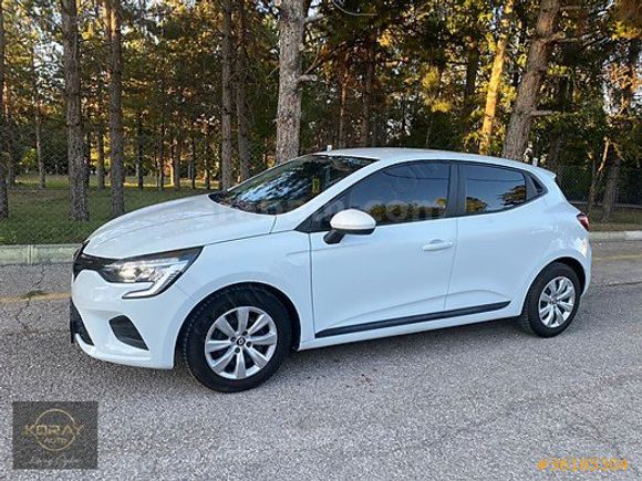 BOYASIZ CLİO OTOMATİK 33.000 KM DE