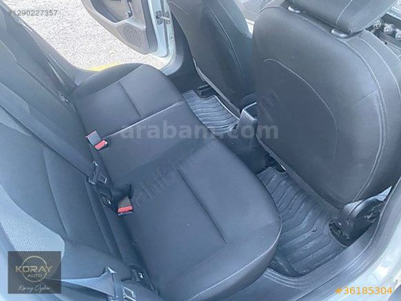BOYASIZ CLİO OTOMATİK 33.000 KM DE