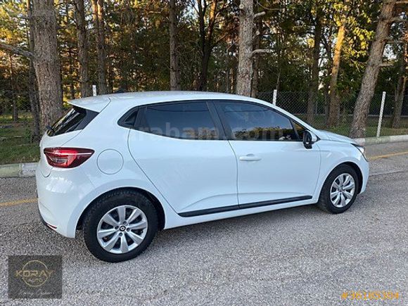 BOYASIZ CLİO OTOMATİK 33.000 KM DE