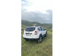 Sahibinden 4x2 Dacia Duster 1.5 dCi Laureate 2015 Model 