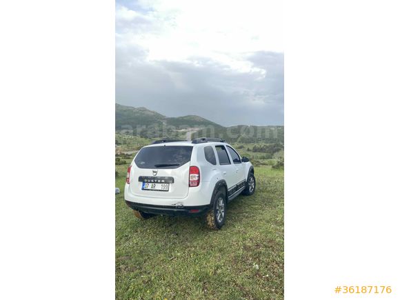 Sahibinden 4x2 Dacia Duster 1.5 dCi Laureate 2015 Model 