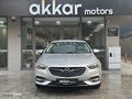 AKKAR MOTORS'DAN 2020 DEĞİŞENSİZ EKSTRALI İNSİGNİA/K.K 12 TAKSİT