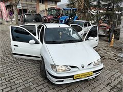 HATASİZ MEGAN.1.1.6 1999 MODEL FULL BAKİMLİ K.KARTA 12 TAKSİT