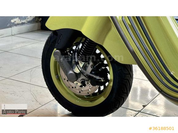 Auto Paris Vespa 946 Bunny "0" KM 150cc