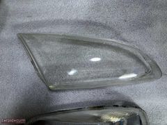 TORPİDOCUMDAN FORD FOCUS 2 SAĞ FAR CAMI TEMİZ