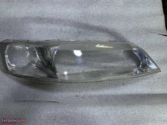 TORPİDOCUMDAN OPEL VECTRA B SAĞ FAR CAMI TEMİZ