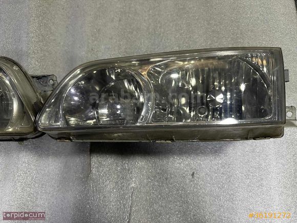 TORPİDOCUMDAN HYUNDAİ STAREX SAĞ SOL FAR TAKIM