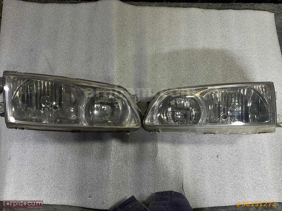 TORPİDOCUMDAN HYUNDAİ STAREX SAĞ SOL FAR TAKIM
