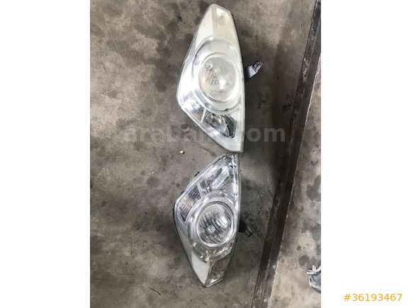 HYUNDAİ H-1 SAĞ SOL FAR
