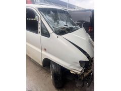 Starex Kamyonet Sağ Çamurluk