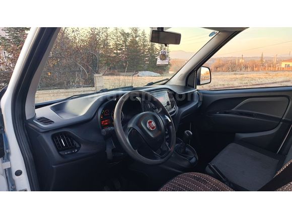 **2021 MODEL 1.3 MULTİJET DOBLO SADECE 30 BİNDE KUSURSUZ**