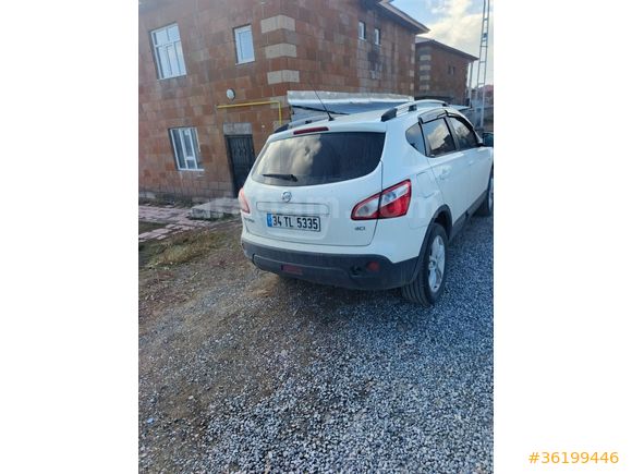 Sahibinden Nissan Qashqai 1.5 dCi Tekna Pack 2012 Model  226.000 km Beyaz