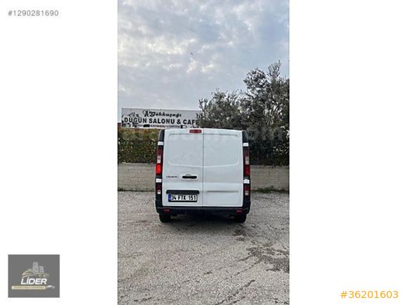 2022 renault trafik 2.0 dci grandconford