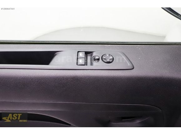 AST MOTORS'DAN 2023 MODEL PEUGEOT EXPERT
