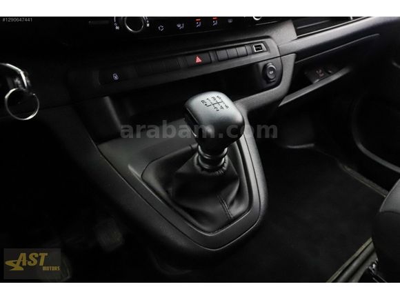AST MOTORS'DAN 2023 MODEL PEUGEOT EXPERT