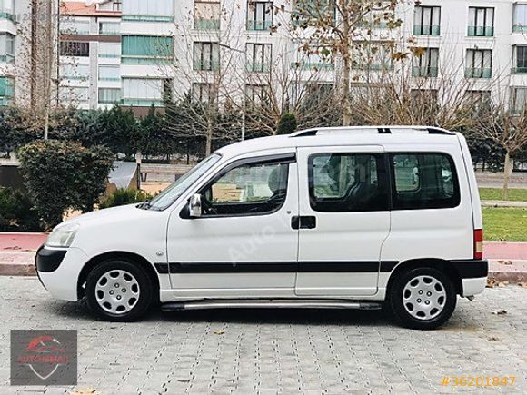 ORJİNAL 2004 MODEL PEUGEOT PARTNER 2.0 HDİ KLİMALI