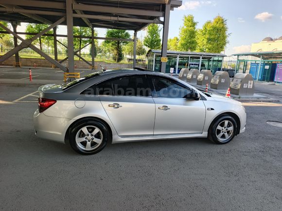 Chevrolet Cruze 124 lük Design Edition 2012 Model Degişensiz