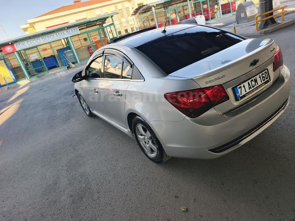 Chevrolet Cruze 124 lük Design Edition 2012 Model Degişensiz