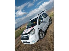 Sahibinden Citroen Berlingo 1.6 HDi Combi Silverline 2011 Model