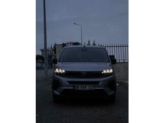 Sahibinden Peugeot Rifter 1.5 BlueHDI Allure 2024 Model 