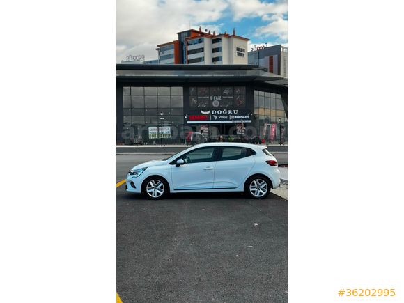 Sahibinden Renault Clio 1.0 TCe Touch 2021 Model