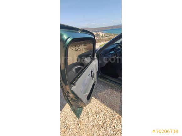 Sahibinden Renault Clio 1.4 RN 1997 Model