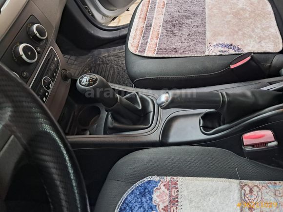Sahibinden Renault Fluence 1.5 dCi Business 2011 Model